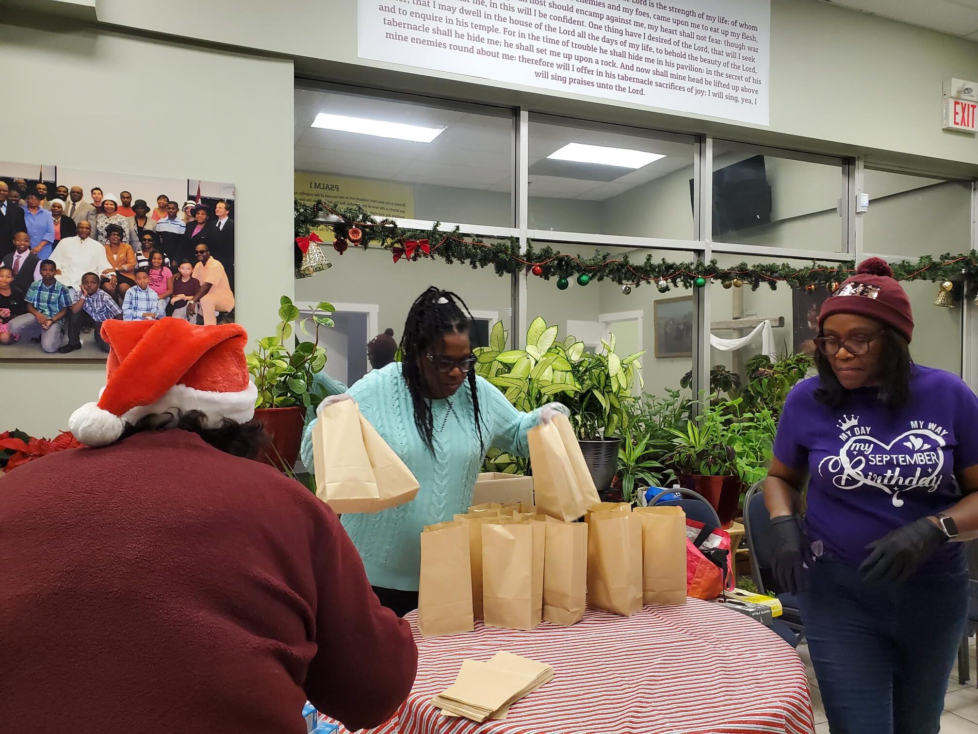 Preparing bagged lunches